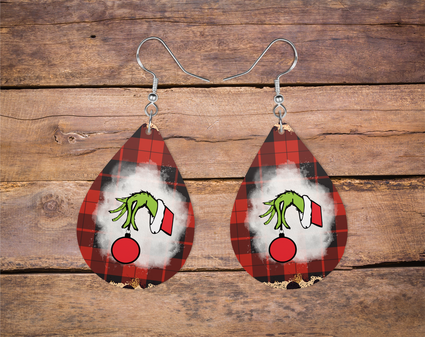 Grinchy Bauble Drop