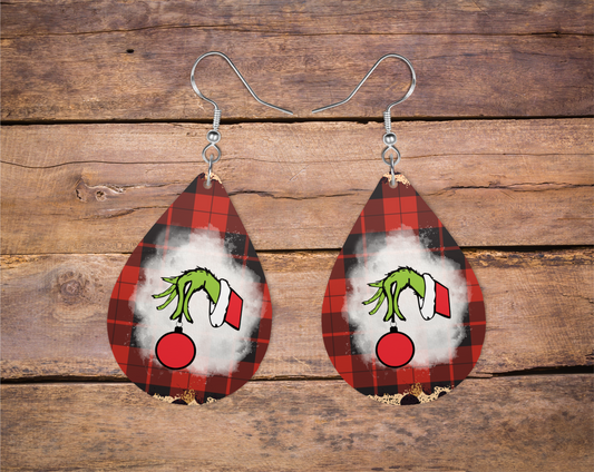 Grinchy Bauble Drop